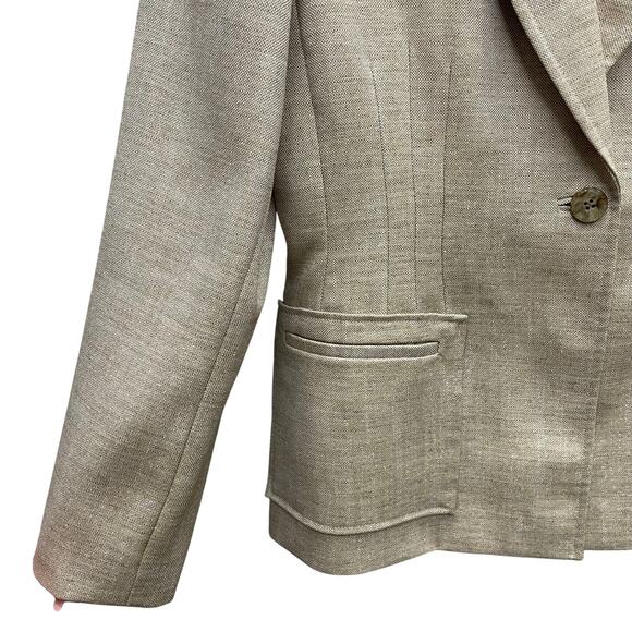 Tahari Arthur S. Levine Blazer and Pant Suit Size 8 Petite - Picture 6 of 8